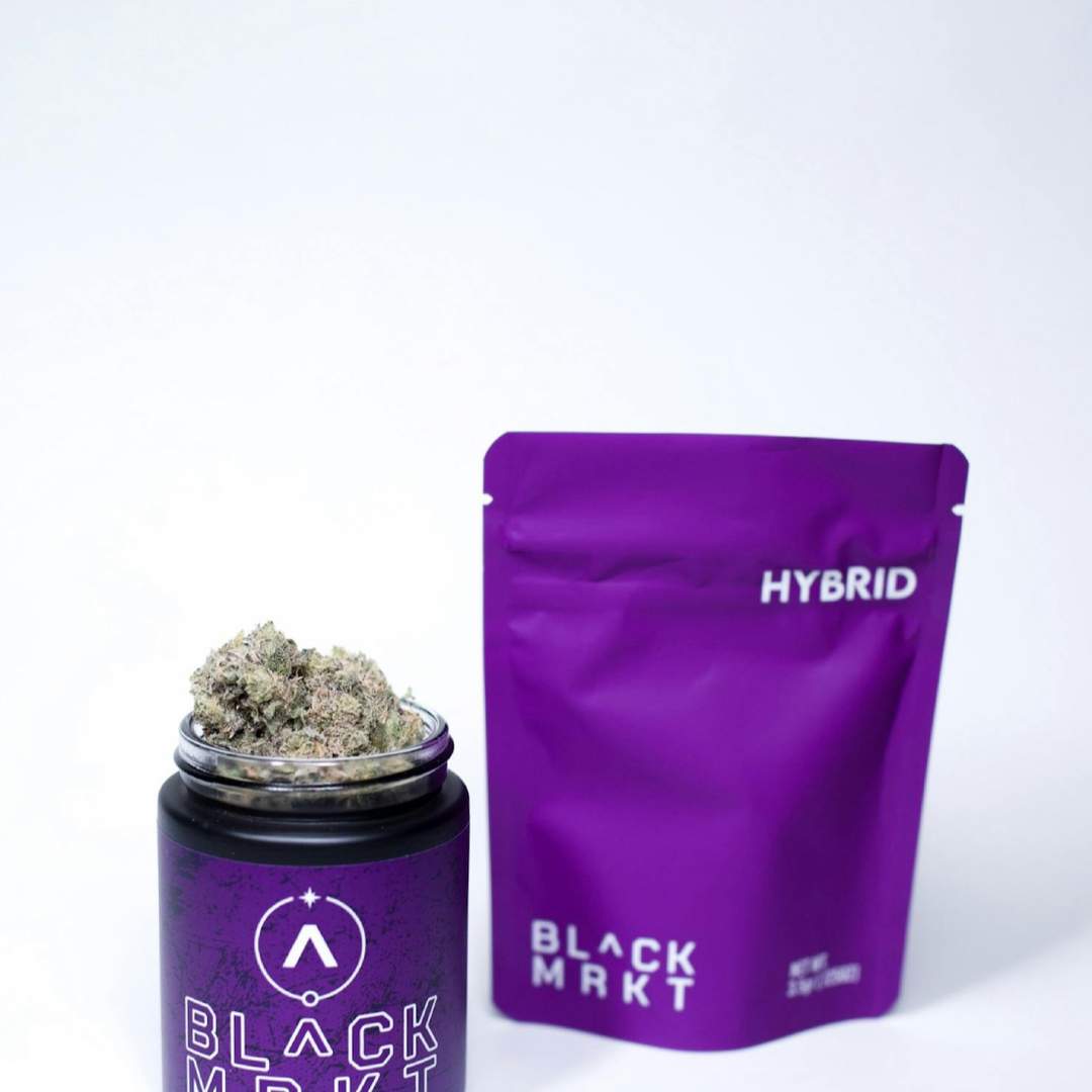 - super boof - 14g  whole buds - hybrid 