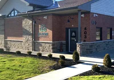 sevenmile-storefront