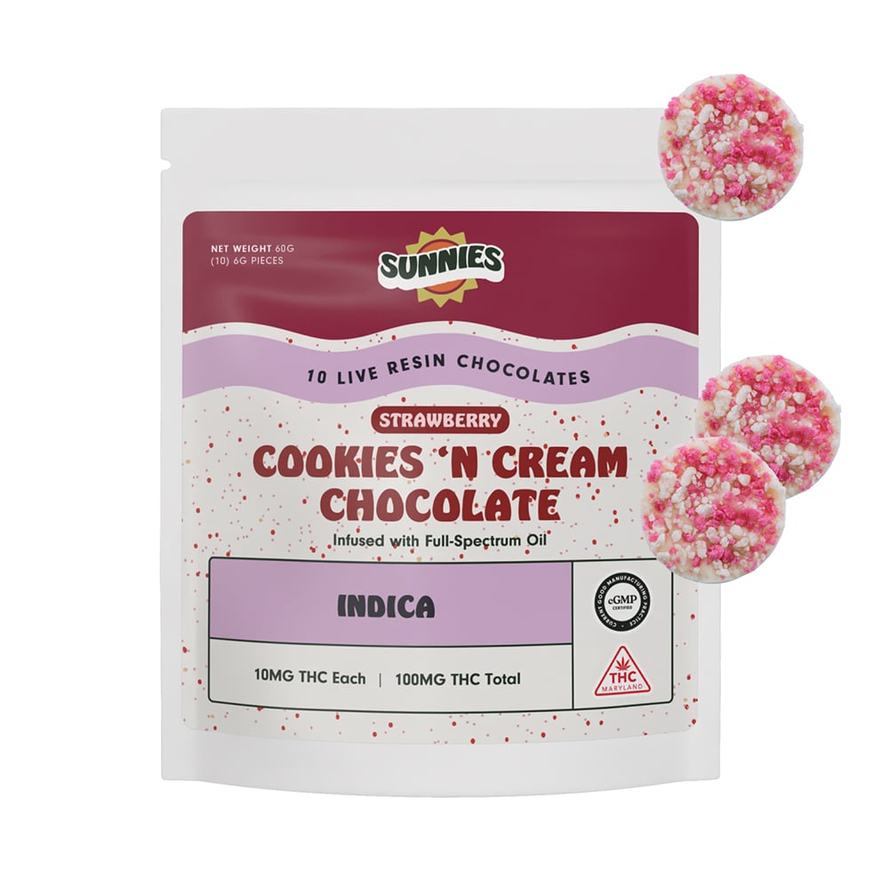 Strawberry Cookies 'n Cream White Chocolate